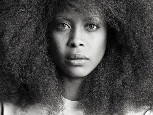 Erykah Badu vond dat Angelique op een megaster leek... Maar of dat een compliment was?