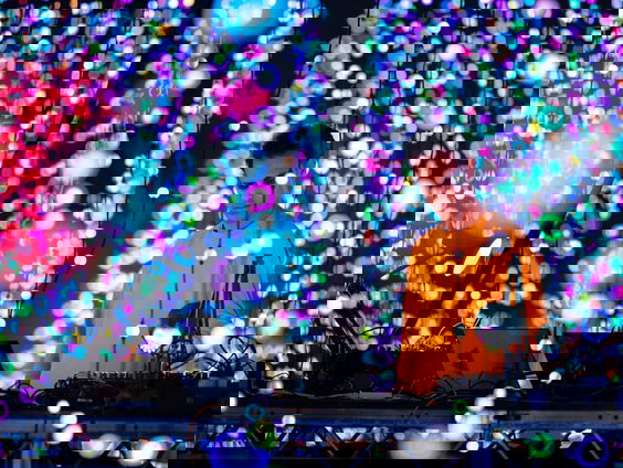 Niet Te Missen #261 met o.a. WIES, Four Tet, Burial, Celeste & S.M.I.B.