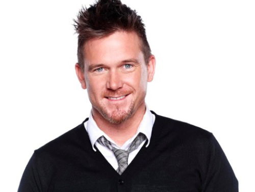 Johnny de Mol wordt flink geroast op Comedy Central