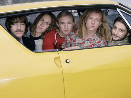 Wessel was bij Parcels in Paradiso en zag iedereen dansen!