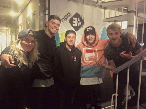 John-Lewis Cabot: ''Ik stond vast in Zaandam... dus schreef ik deze track!'' #3FM #elevatorpitch