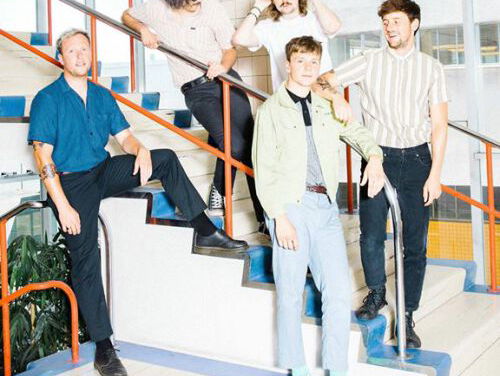 Geef je over aan je oerdriften met de nieuwe single van Iguana Death Cult