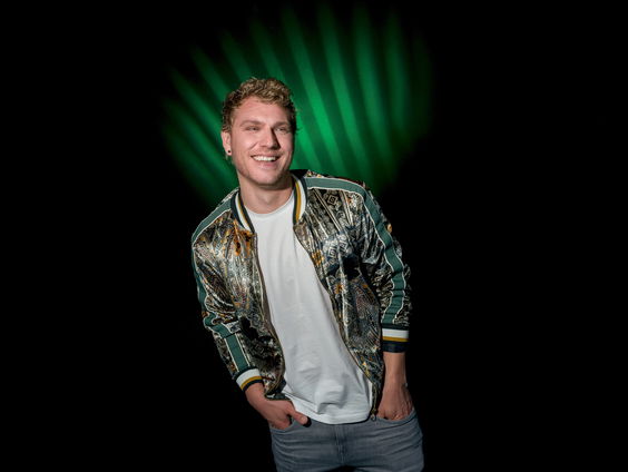 PRIMEUR NIEUWE NUMMER EMIL LANDMAN 'SHOULDER'