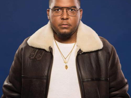 Spanker plast en poept op de meest bizarre manier! #ConfessionBooth