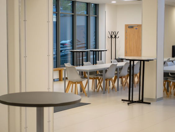 DE RADIO KANTINE VAN DE MIDDAGSHOW