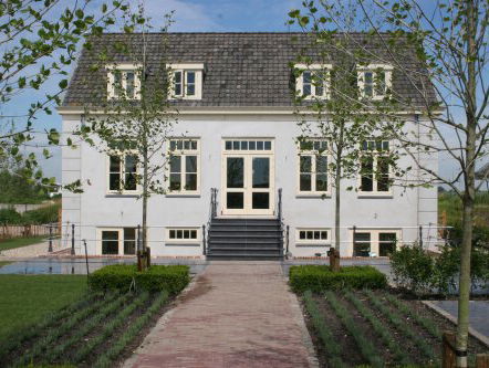 In de Bed & Breakfast in Abcoude gaan Sander en Eva écht verwend worden