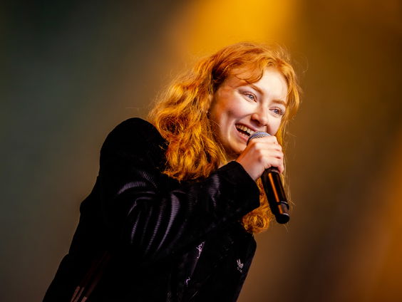 Froukje over haar eerste optreden met publiek en luisteraar Benadette was erbij!