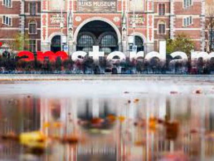 Vriend en collega Herman Hofman doet emotioneel verslag van de verwijdering van de IAMsterdam-letters