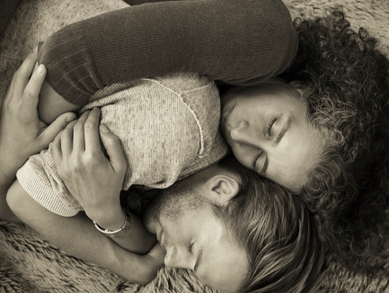 'Vijf Vragen Aan' knuffeltherapeut Carollyne.