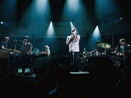 "Wil je de zielige fanboy of de muziekjournalist?"