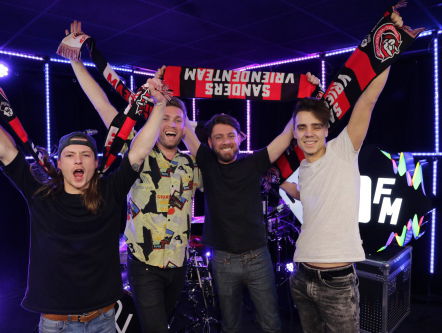 Jason Waterfalls is 3FM Talent van de maand!