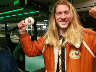 Franks Partybusservice rijdt je rond in Utrecht tijdens de staking