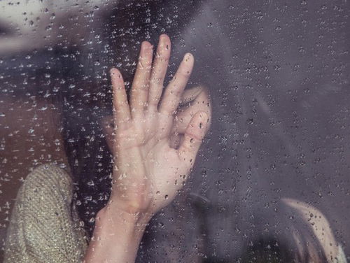 Dit wil je echt weten: waarom jankt de vlogger?