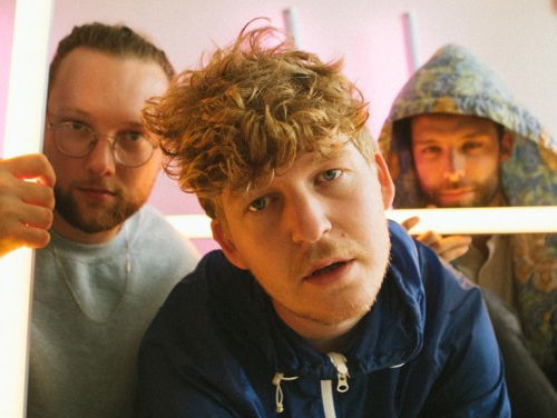 Klangstof schreef een break-up song waar ze zelf goed uit komen