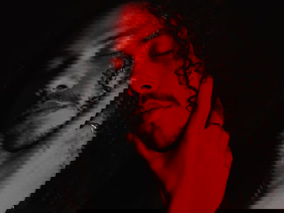 Thierry Ganz brengt het donkere naar het licht in Light