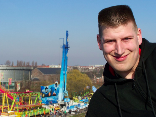 Een vooruitblik op het kermisseizoen met kermisfan Ruben Koet