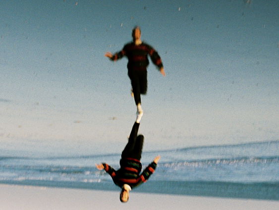 Slow Sunday: Wolf Alice, Fleetwood Mac & Elias Mazian