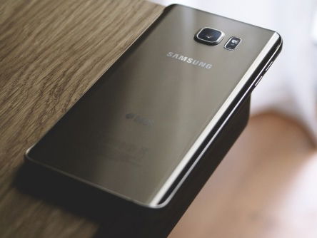 Marnix neemt definitief afscheid van zijn online leven...