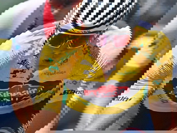 Tourheld Mark Putter, die Mathieu van der Poel van nieuwe wielen voorzag