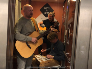 De Elevator Pitch van JOYSTICKER! #3FM #elevatorpitch