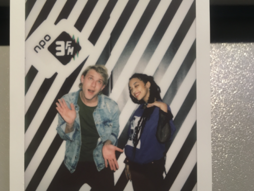 ''TANDPASTA?!?!'' - #kunjemehoren met @rimonhannah