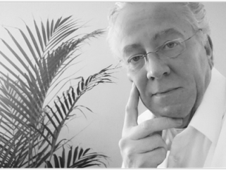 Medium Thomas Woolthuis doet voorspellingen voor 2019, het Eurovisie Songfestival en Formule 1