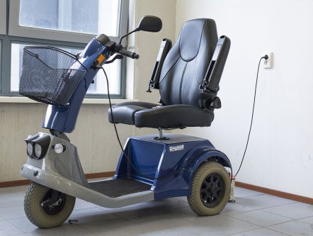 Scheuren op Circuit Zandvoort bij het NK Scootmobiel