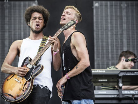 Je-Weet-Nooit-Wat-Je-Krijgt-Request: Chef'Special vs Bastille