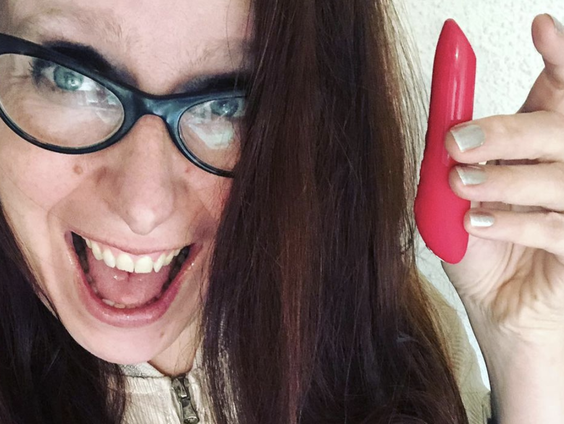 Chantall test seksspeeltjes en geeft tips!