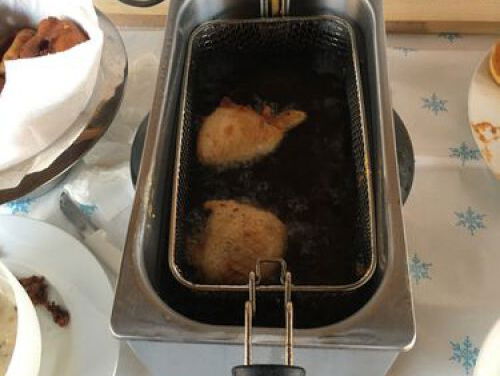 Olliebollenshow: Zijn de speciale oliebollen van Alvar ook een beetje lekker?