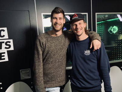 Vriend van de show Julien vertelt een mooi verhaal over zijn 'coming out'