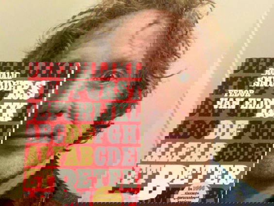 Ronald Snijders schreef een boek met allemaal nieuwe woorden