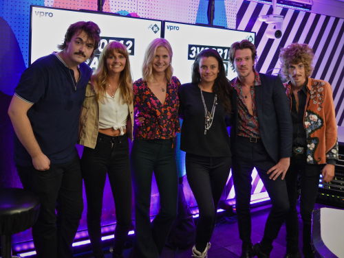 Son Mieux over hoopvol zijn en echt contact hebben met elkaar