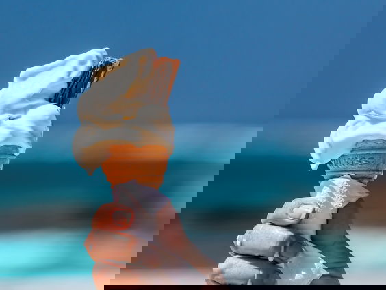 Wat maakt een liedje een zomerhit?