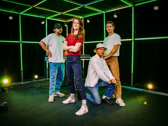 Goldband: 'In de lockdown is De Wereld ontstaan!' | LIVE IN VERA ON TRACK