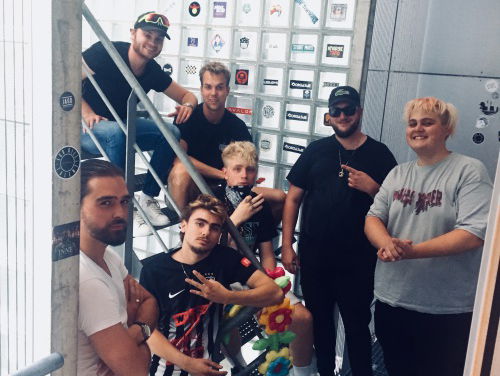 Donnie & Joost nemen vlammenwerpers mee naar Carré