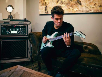 Het Op Maat Gemaakte Spel Over... John Mayer