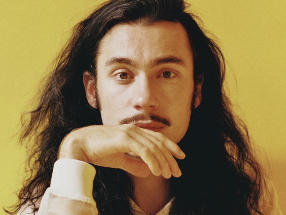 Sta even stil en kijk samen met Lucas in de spiegel naar je Psychobeeld