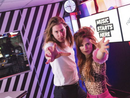 3FM Talent Merol zingt gewoon over dingen die haar bezig houden, zoals beffen