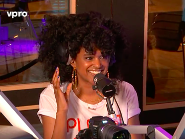 Deense zangeres Iris Gold wil alleen maar good vibes