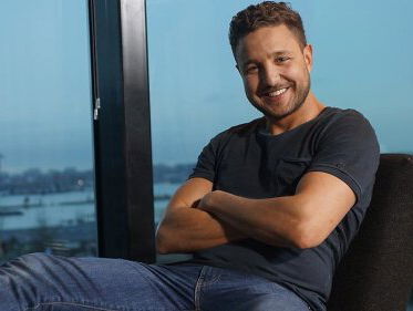 "Remix" Ajouad wil op kringverjaardag bij Mark