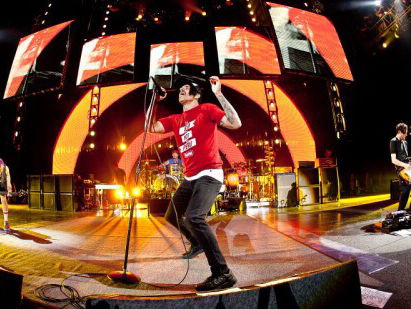 DJ Peter Gelderblom uit Gouda kreeg officiële toestemming van The Peppers voor zijn Waiting 4