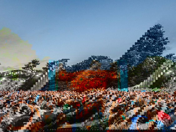 CLUB CLEVEN SPECIAL: WELCOME TO THE VILLAGE