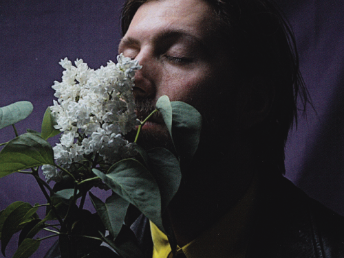 Coloray brengt eighties EBM met een modern glanslakje