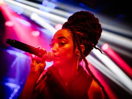 Een uur lang ESNS19 liveopnames van o.a. Willem, Rimon en Boy Azooga