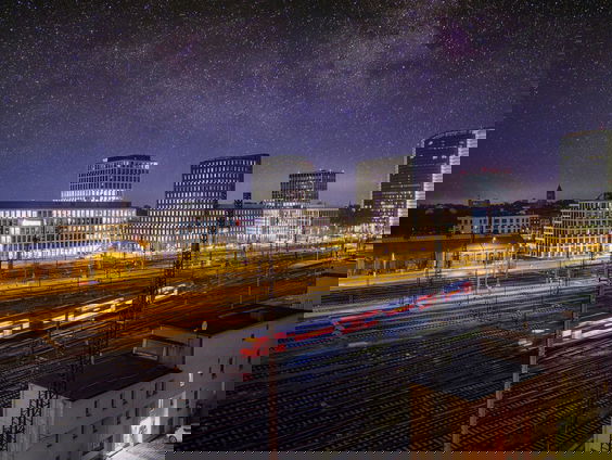 De nachttreinen rijden weer sinds vannacht en daarom spreken we conducteur Wesley