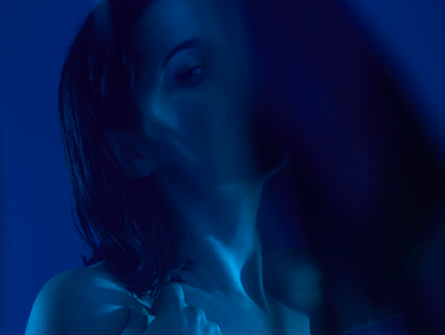 Slow Sunday: Eefje de Visser, Klangstof & Rhye