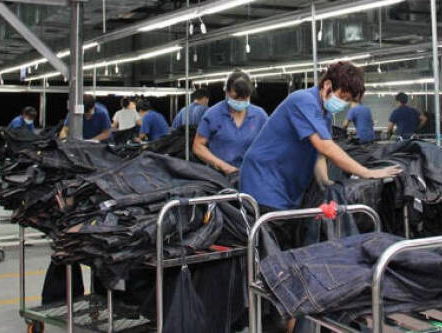 Waarom onze spijkerbroeken 33 euro te goedkoop zijn