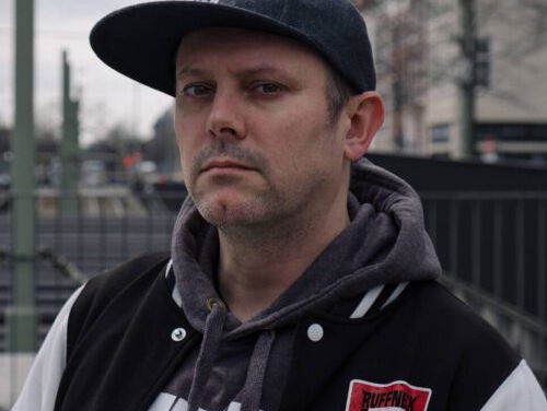 De DJ Shortlist van hardcore- en gabberhousesleutelfiguur DJ Ruffneck