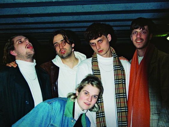 GUYY's Preheated is een vrolijk nummer over saaie feestjes